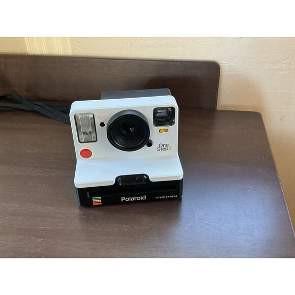 Polaroid Other - Polaroid OneStep 2 I-Type Instant Camera - White Works